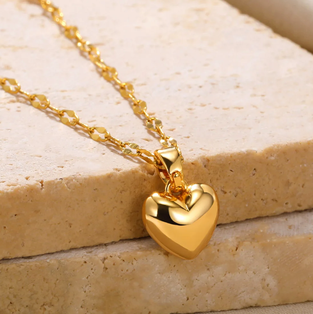 18 Karat Gold Plated Solid Heart 3D Necklace