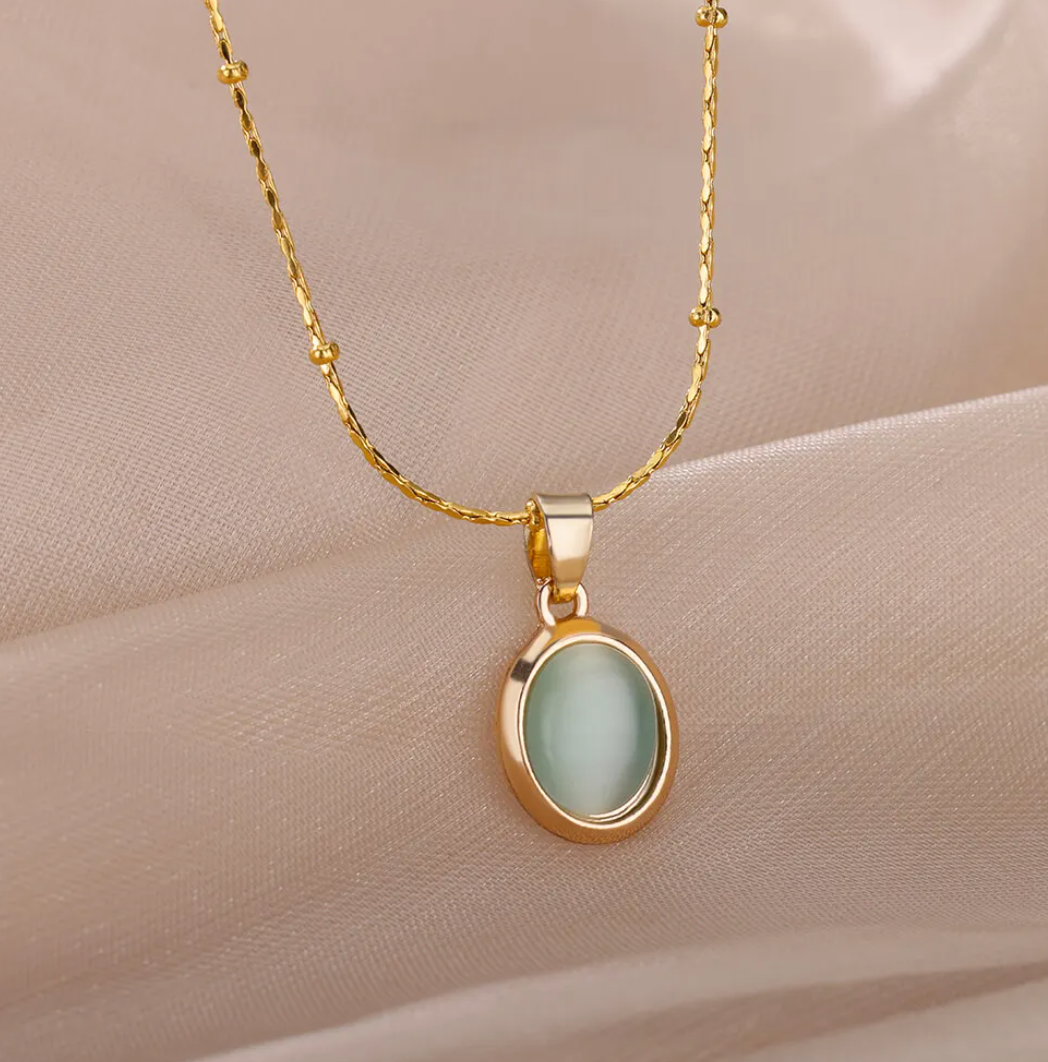 18 Karat Gold Plated Quartz Style Necklace