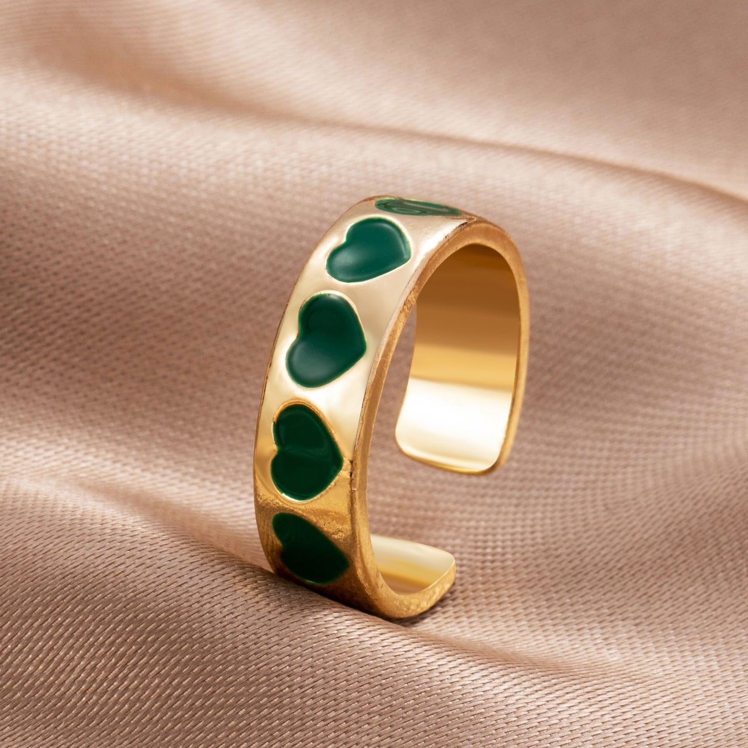 Exclusive set of 6 hand-enamelled luxury rings