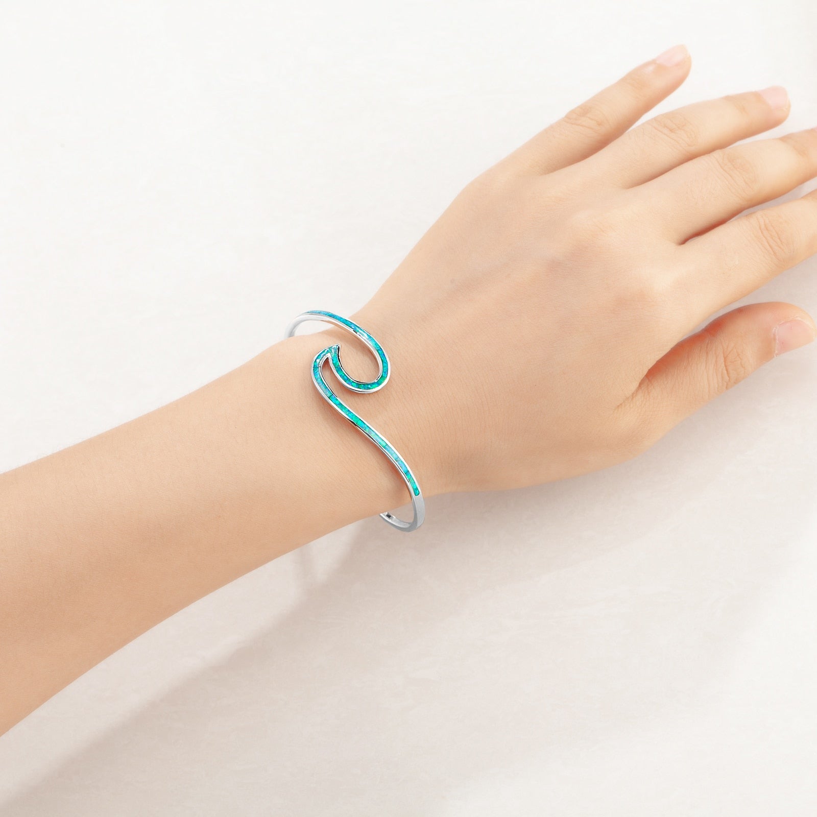 Sea Wave Adjustable Rigid Adjustable Bracelet